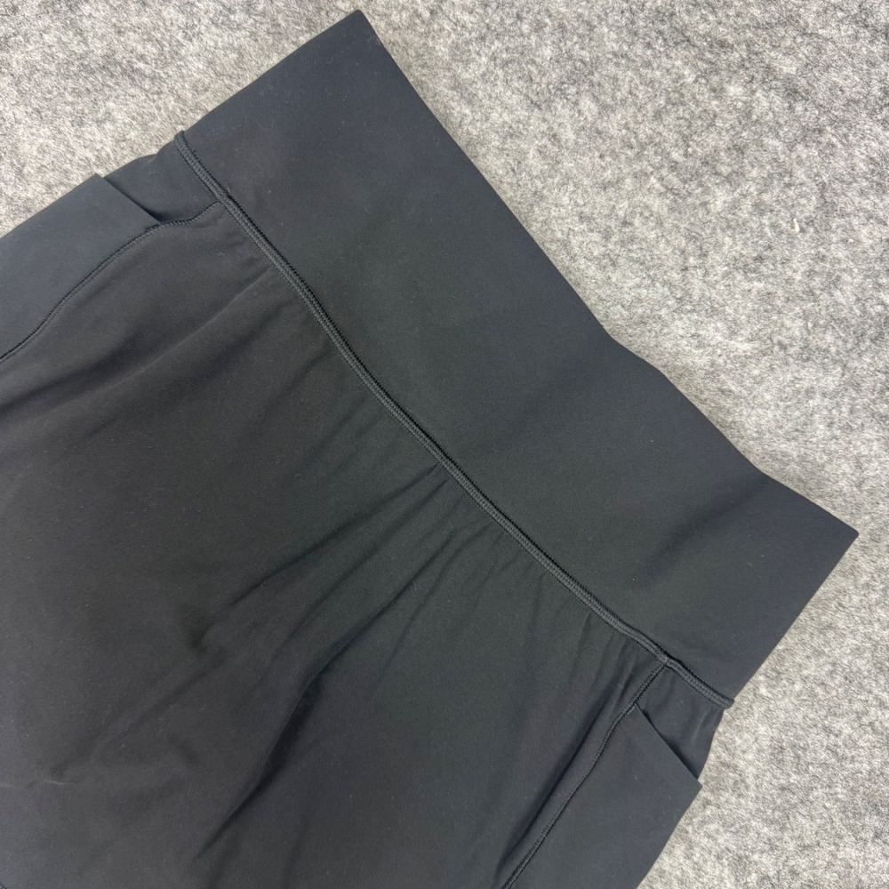 Athleta Salutation Stash Pocket 16.5 Inch Black Skirt Womens Small Athletic